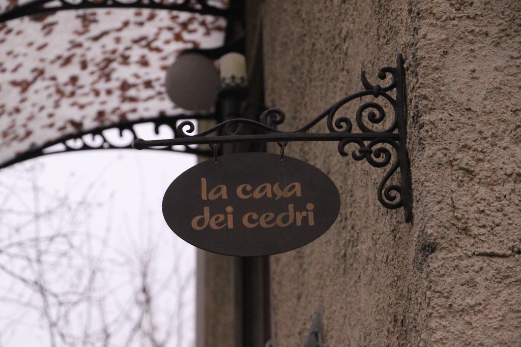 La Casa Dei Cedri Villa Fanna ภายนอก รูปภาพ